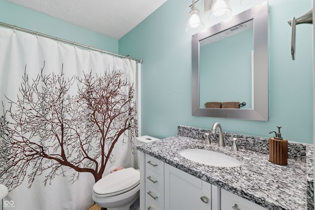 13877 Wabash Drive, Fishers, IN 46038