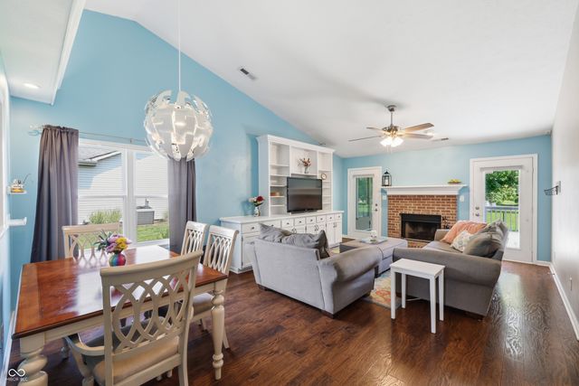 13877 Wabash Drive, Fishers, IN 46038