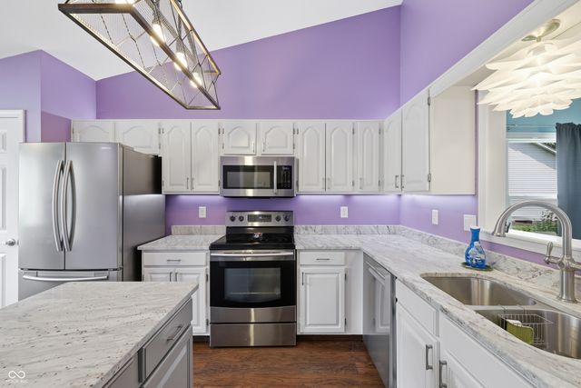 13877 Wabash Drive, Fishers, IN 46038
