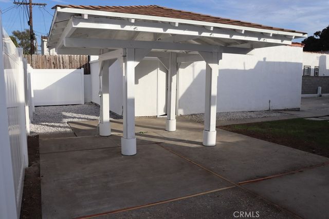 1917 W 74th, Los Angeles, CA 90047