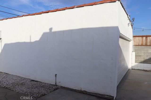 1917 W 74th, Los Angeles, CA 90047