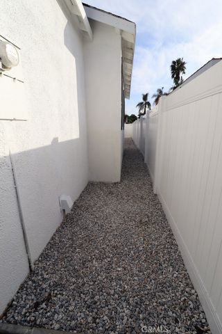 1917 W 74th, Los Angeles, CA 90047