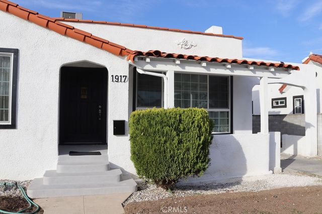 1917 W 74th, Los Angeles, CA 90047