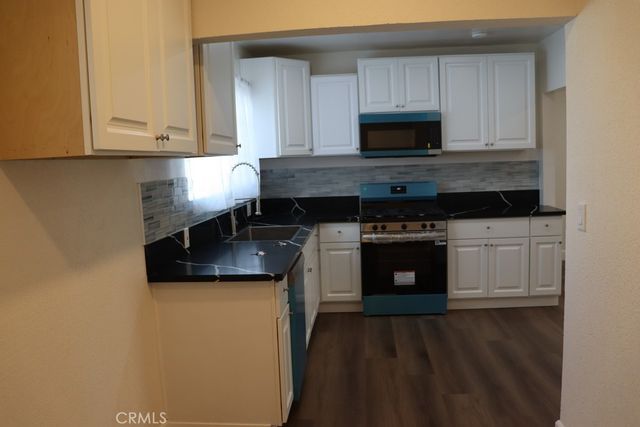 1917 W 74th, Los Angeles, CA 90047