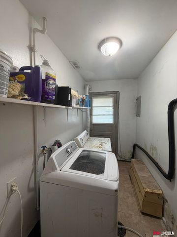 6701 Vine Street, Lincoln, NE 68505