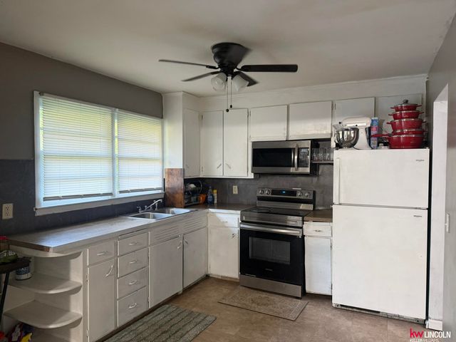 6701 Vine Street, Lincoln, NE 68505