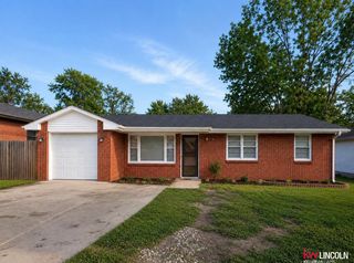 6701 Vine Street, Lincoln, NE 68505