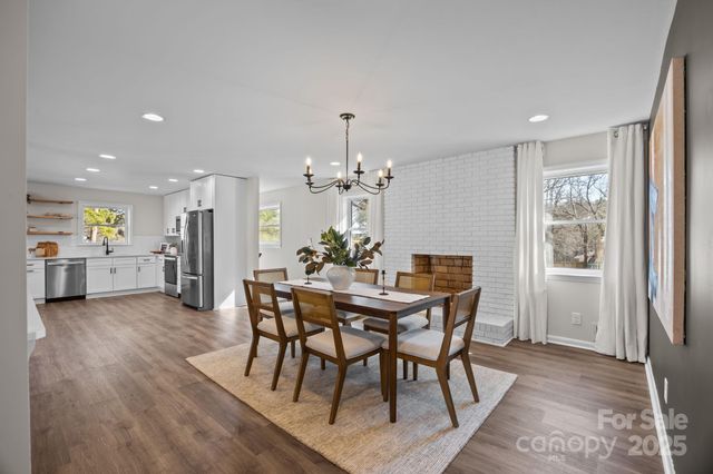 304 E 2nd Street, Oakboro, NC 28129