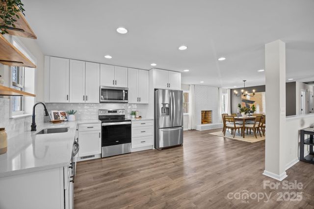 304 E 2nd Street, Oakboro, NC 28129