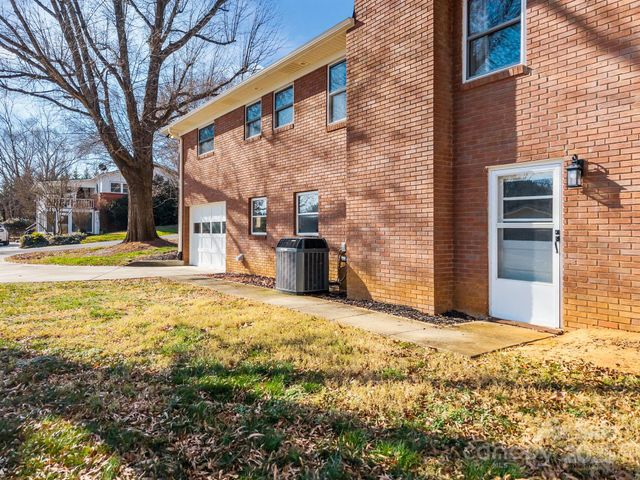 304 E 2nd Street, Oakboro, NC 28129