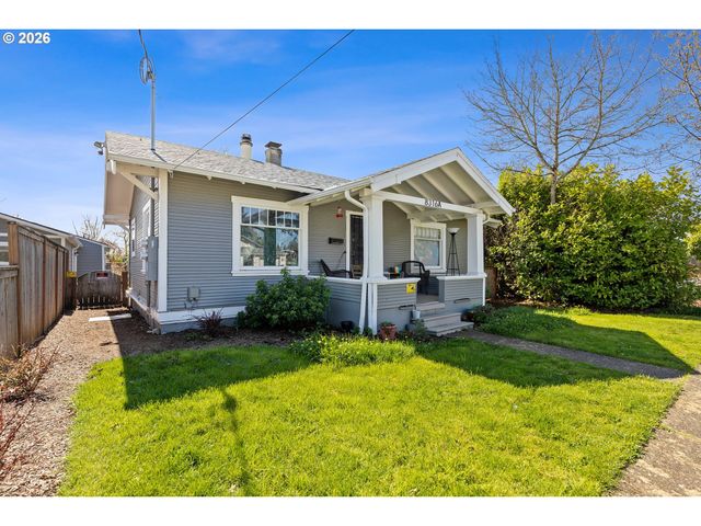 8316 Se RAYMOND Ct, Portland, OR 97266