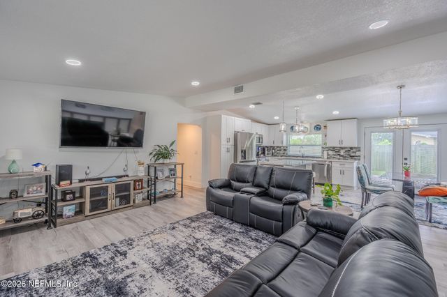 11419 INEZ Drive, Jacksonville, FL 32218