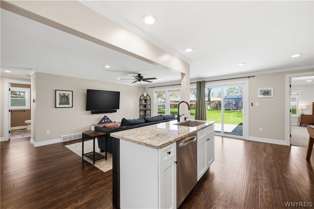 15 Green Court, Tonawanda, NY 14150