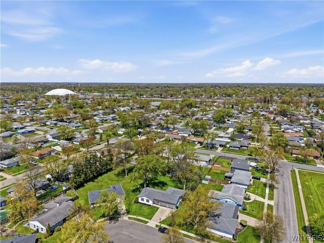 15 Green Court, Tonawanda, NY 14150