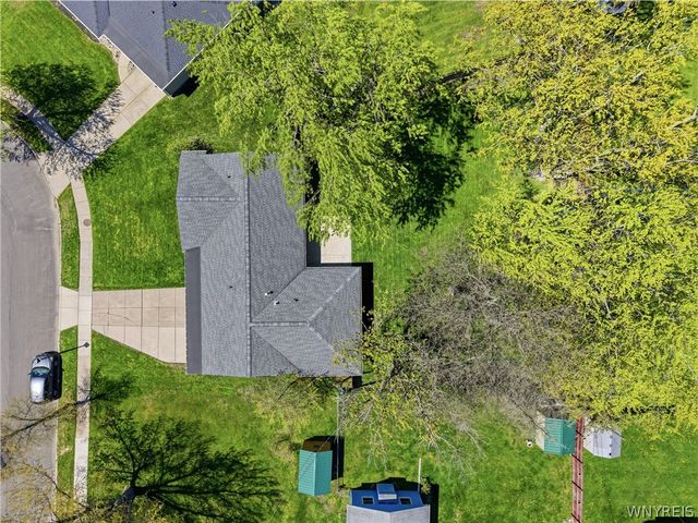 15 Green Court, Tonawanda, NY 14150
