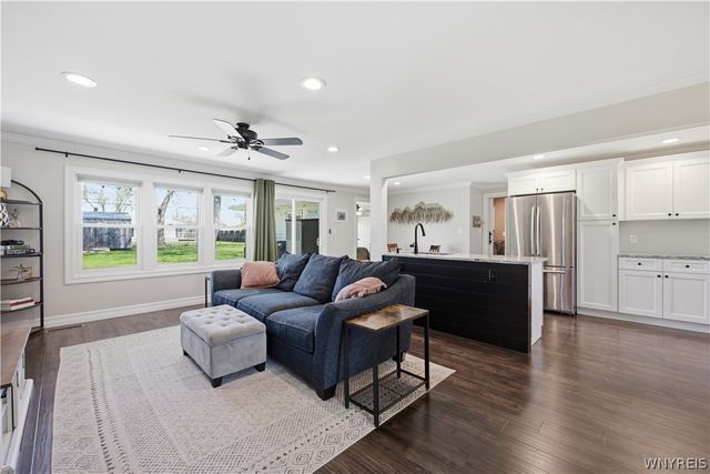 15 Green Court, Tonawanda, NY 14150
