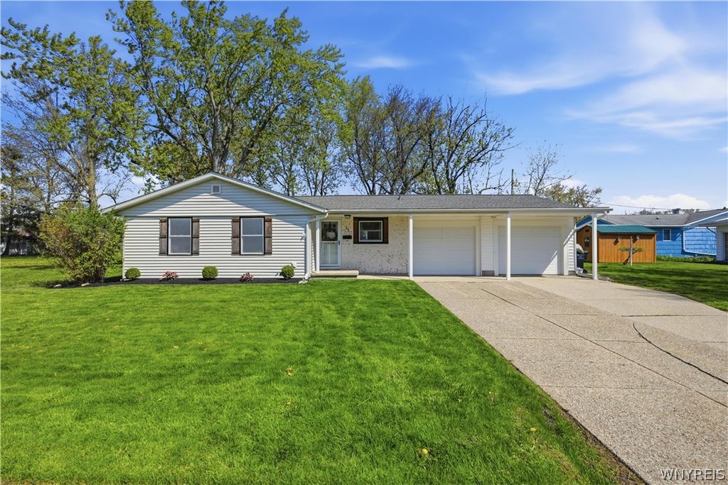 15 Green Court, Tonawanda, NY 14150