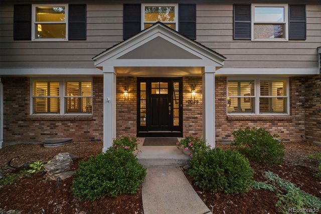 7049 S Magnolia Circle, Centennial, CO 80112