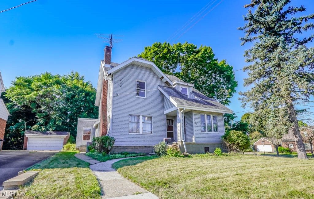 370 E Tallmadge Avenue, Akron, OH 44310