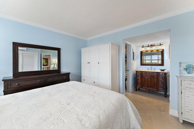33 S Ocean Avenue 502, Palm Beach Shores, FL 33404