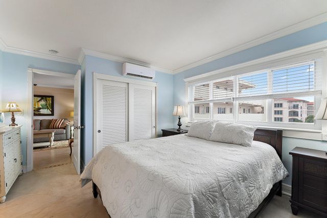 33 S Ocean Avenue 502, Palm Beach Shores, FL 33404