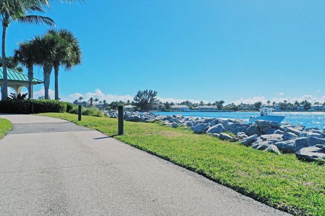 33 S Ocean Avenue 502, Palm Beach Shores, FL 33404
