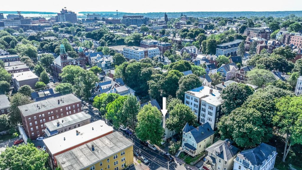 124 Sherman Street, Portland, ME 04101 — photo 2