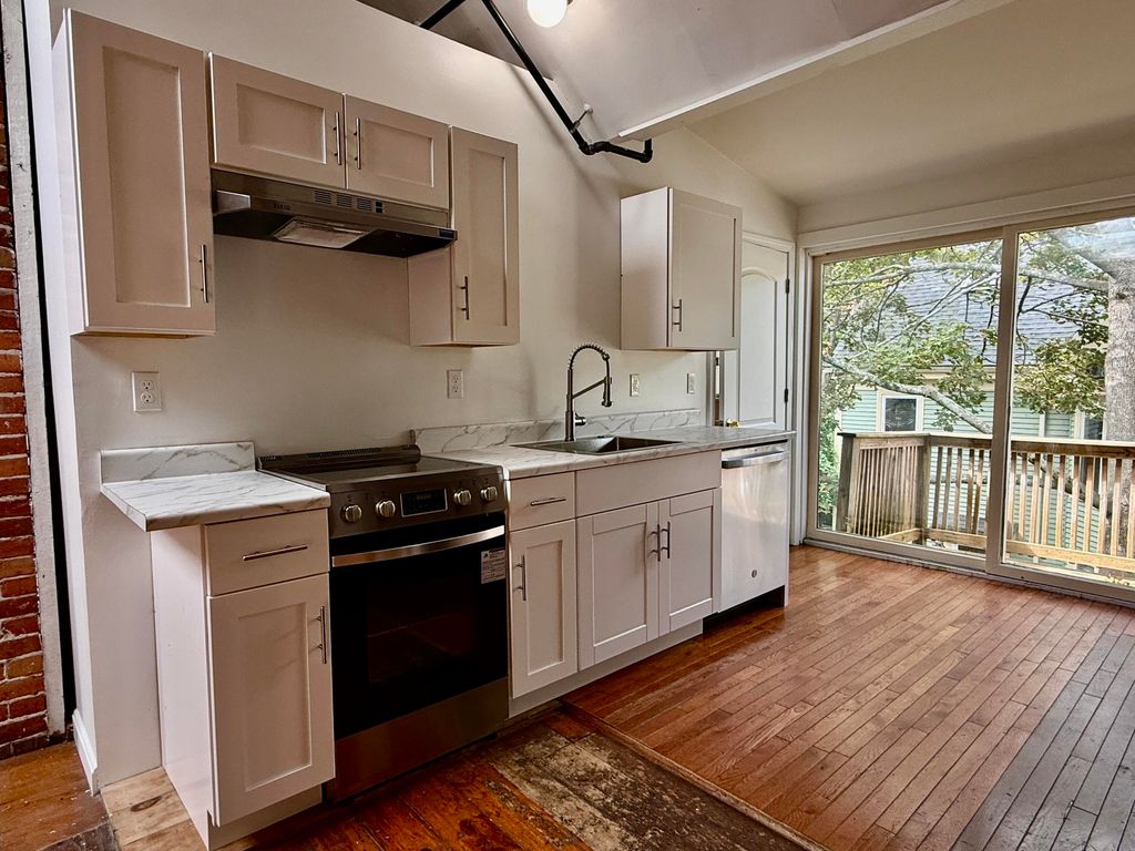 124 Sherman Street, Portland, ME 04101 — photo 5