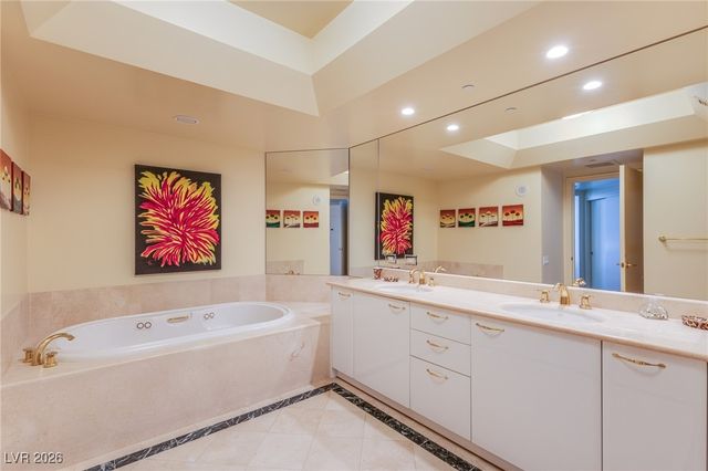 2877 Paradise Road 1406, Las Vegas, NV 89109