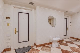 2877 Paradise Road 1406, Las Vegas, NV 89109