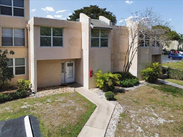 9491 Evergreen Place 108, Davie, FL 33324