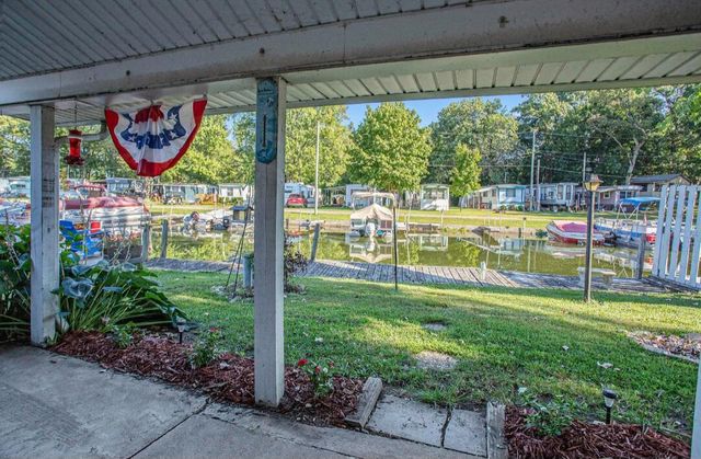 268 Paradise Island Drive, Coldwater, MI 49036