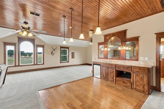 842 Cornstubble Lane, Weatherford, TX 76088