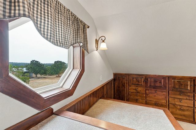 842 Cornstubble Lane, Weatherford, TX 76088