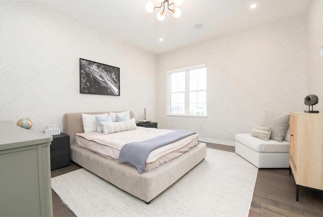 1829 W Mill ROAD, Jackson, WI 53037