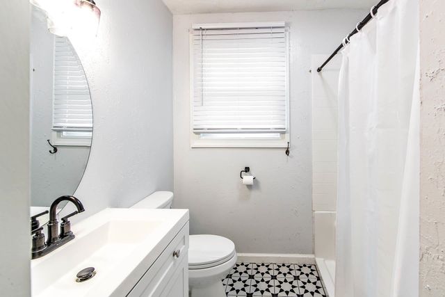 103 Apricot St, Thibodaux, LA 70301