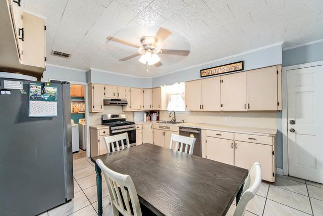 103 Apricot St, Thibodaux, LA 70301