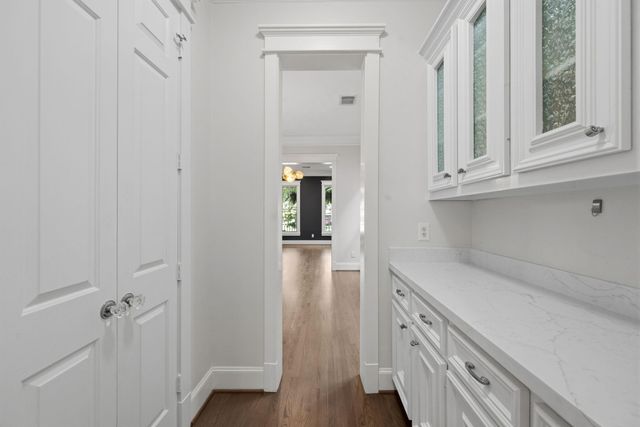 626 E 12th Street, Houston, TX 77008