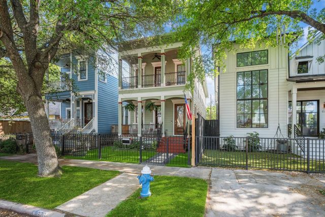 626 E 12th Street, Houston, TX 77008