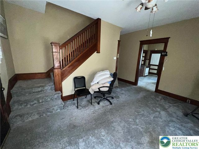 614 Heckman Avenue, Nazareth Boro, PA 18064