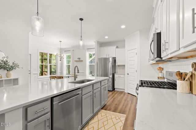 250 Youngsville Boulevard S, Youngsville, NC 27596