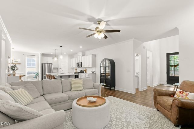 250 Youngsville Boulevard S, Youngsville, NC 27596