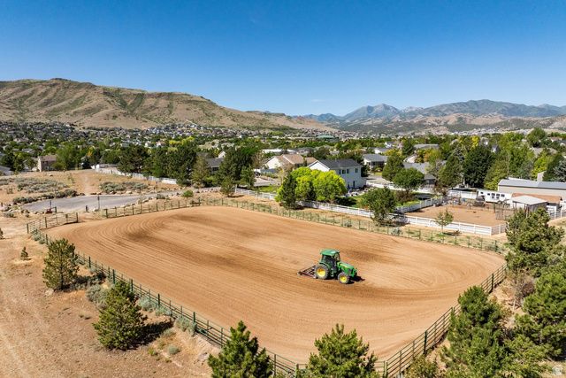 13742 S HORSEBACK LN, Herriman, UT 84096