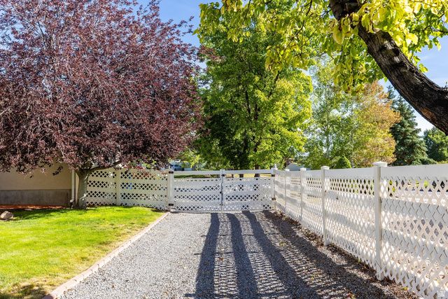 13742 S HORSEBACK LN, Herriman, UT 84096