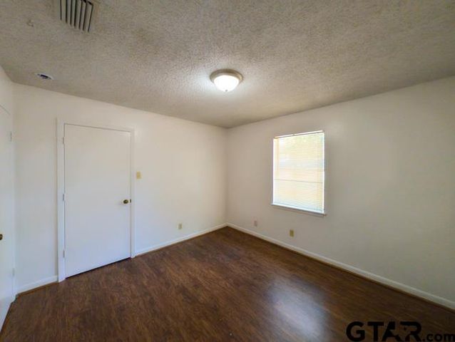403 W Heritage Dr, Tyler, TX 75703