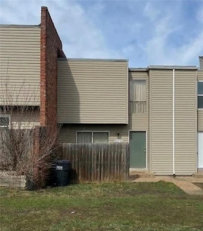 11239 Calico Drive, Kansas City, MO 64137