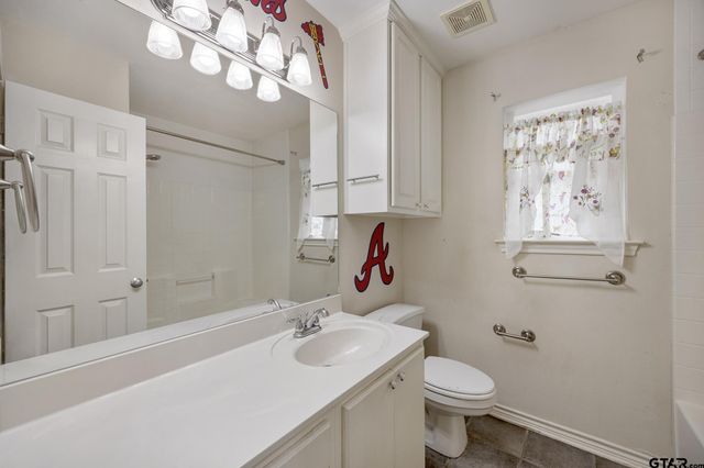 3302 Lexington, Tyler, TX 75701