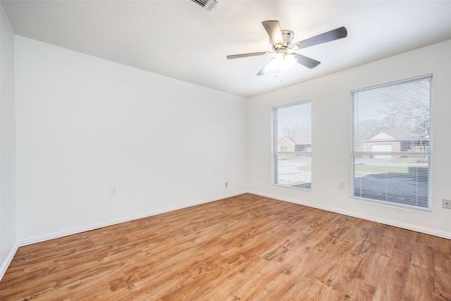 812 Driftwood Drive, Shady Shores, TX 76208