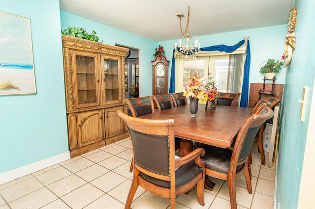 4022 Canaveral Groves Boulevard, Cocoa, FL 32926