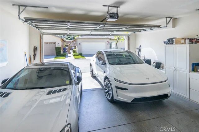 23734 Mahogany Court, Valencia, CA 91354